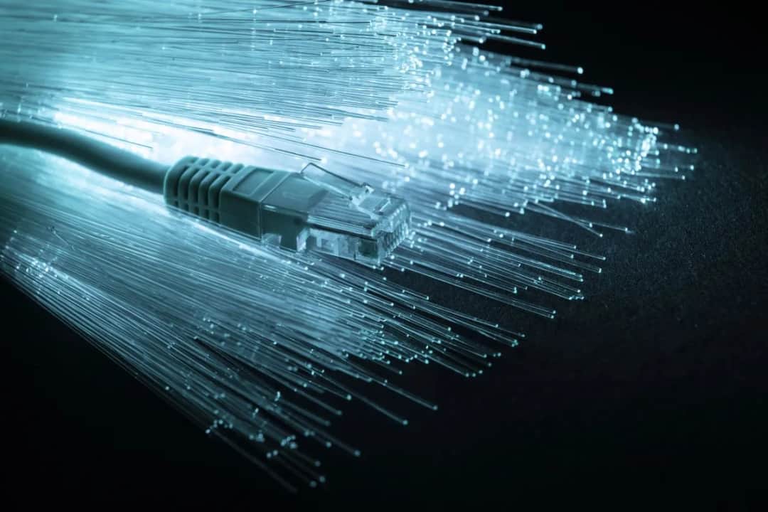 Co to jest sieć internetowa i jak wpływa na nasze życie codzienne